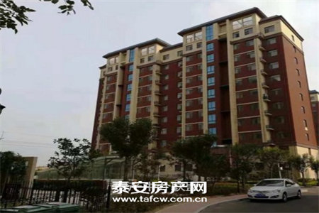 得利斯世纪城，上大华小学，套三，精装修，观景楼层